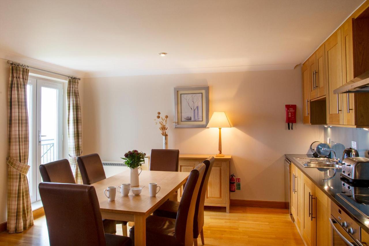 Links Apartment Brora Exterior foto