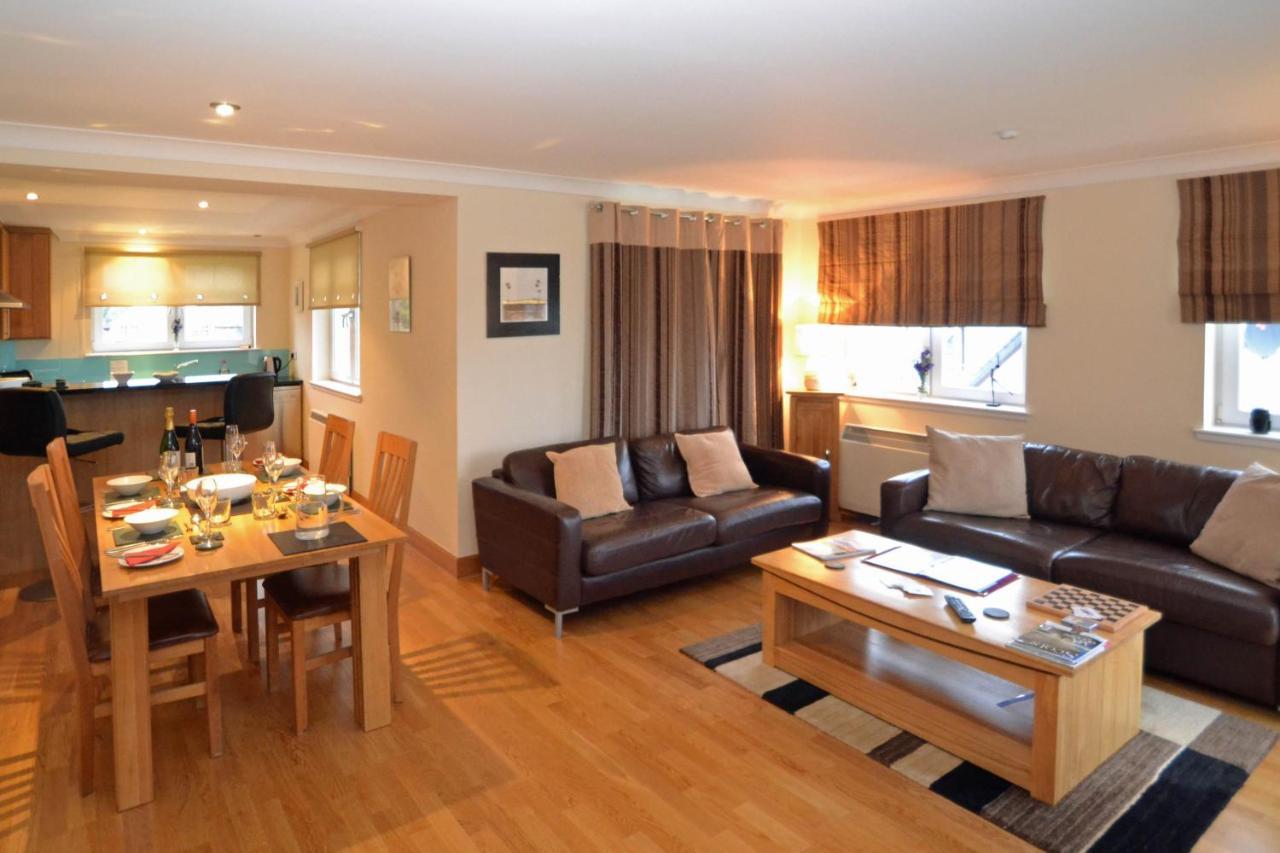 Links Apartment Brora Exterior foto